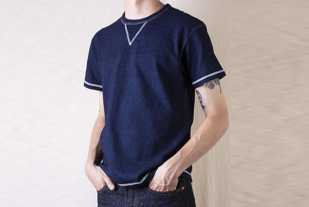Samurai-Stays-True-To-Its-Heavyweight-Traditions-With-Its-Heavyweight-Indigo-Dyed-V-Gusset-T-Shirt-model-front
