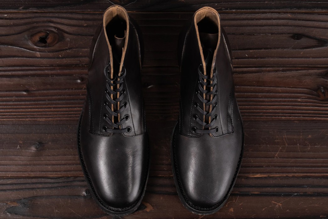 Clinch's-Yeager-Boot-Is-Crafted-in-Japan-From-Hand-Selected-European-Horsebutt-pair-top