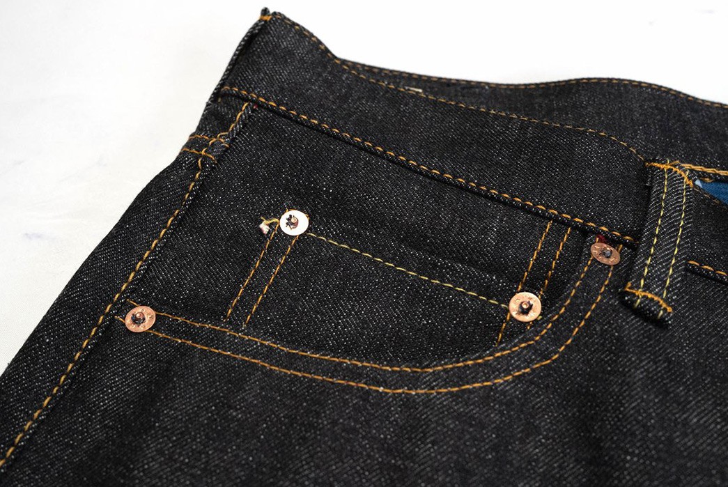 Corlection-Releases-Monstrous-'Oni-Island'-Collaboration-With-Momotaro-Jeans-front-right-pockets