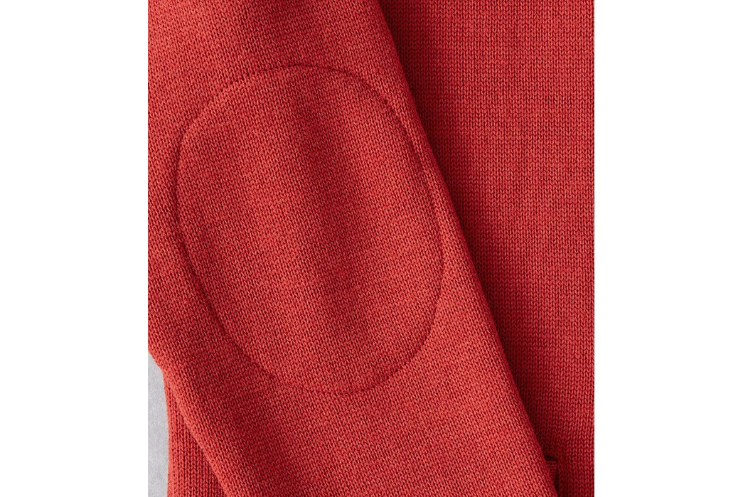 Dehen-1920-Goes-Back-To-School-With-Division-Road-red-sleeve