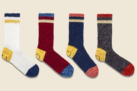 Walk-on-64-Yarns-With-a-Smile-In-Kapital's-Ivy-Smile-Socks-white-red-navy-grey