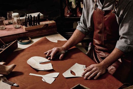 A-Beginner's-Guide-to-Leatherwork-Image-via-Euce