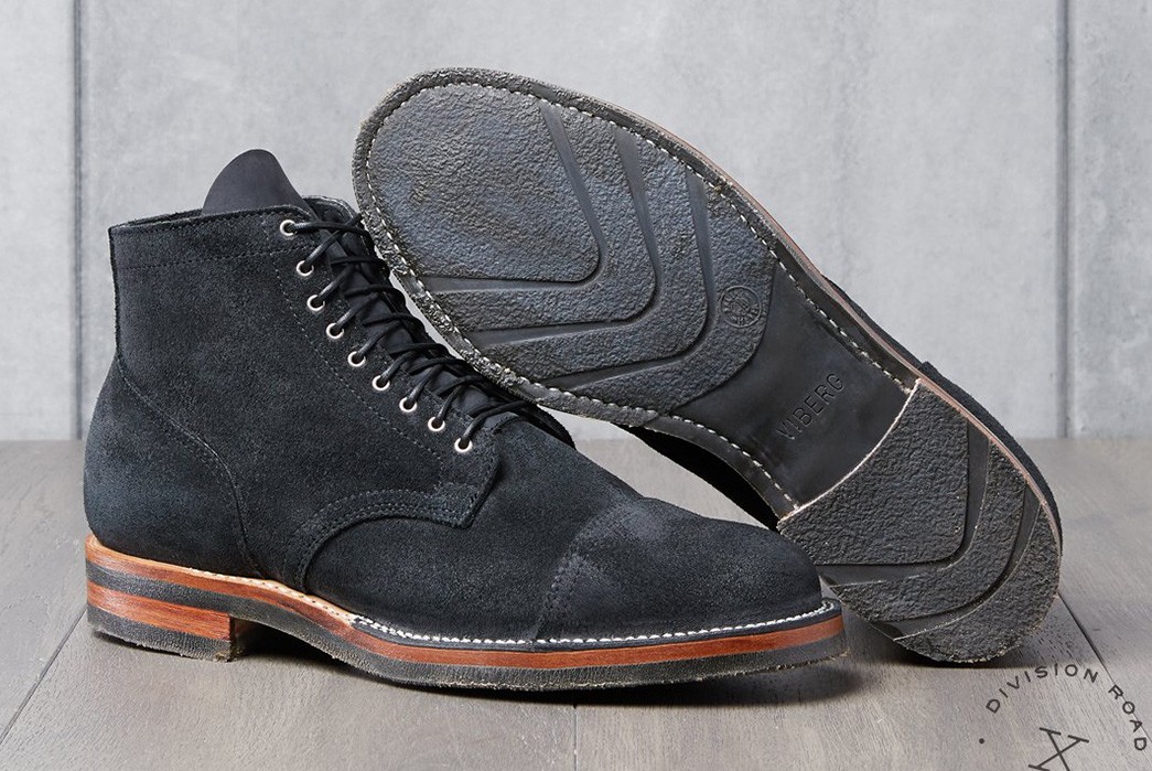 Nappy,-Black-Lace-Up-Boots---Five-Plus-One-4)-Viberg-Service-Boot-in-Charcoal-Chamois-Roughout