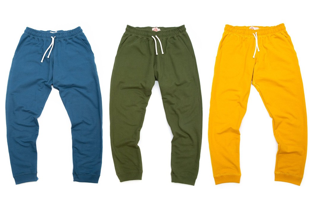 Couch-Bathe-in-Bather's-New-Sweatpants-blue-green-yellow