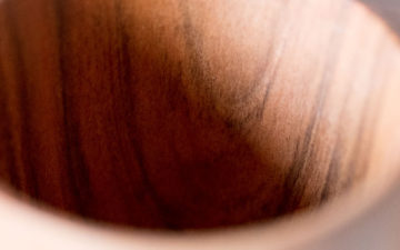 Heddels'-Home-Gift-Guide-2020-4)-Kukunochi-Handcrafted-Wooden-Mug-detailed