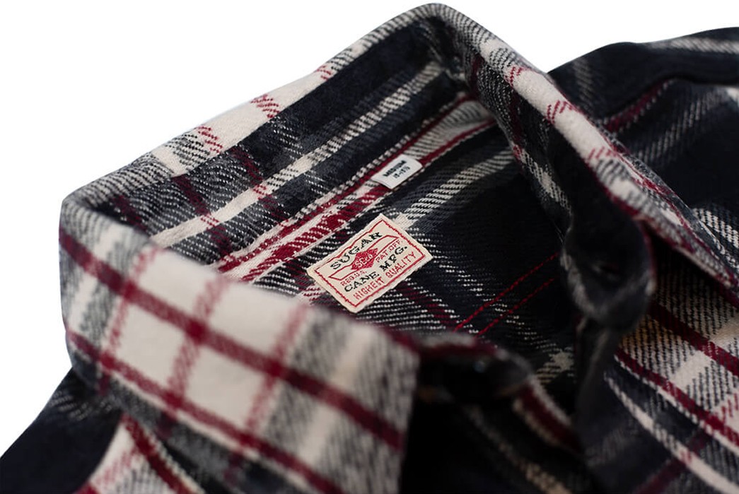 Sweeten-Up-Winter-With-Sugar-Cane's-Twill-Check-Flannel-Shirt-in-Sine-Wave-Black-front-collar