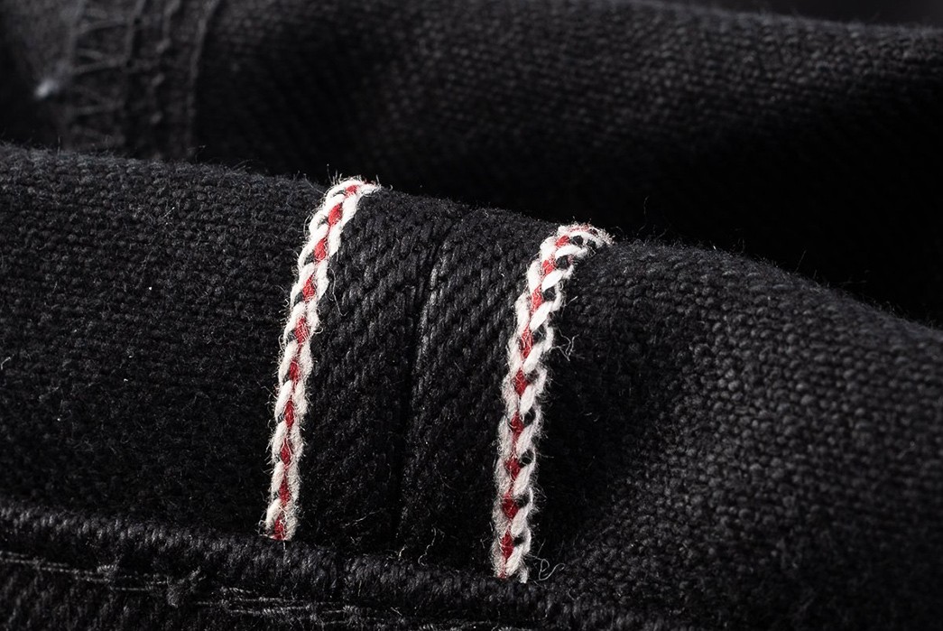 Iron-Heart-Ushers-In-The-New-Year-With-25-oz.-Double-Black-Selvedge-Denim-inside-seams