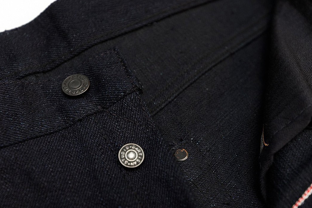 Okayama-Denim-Teams-Up-With-PBJ-For-18-oz.-'Panther'-Selvedge-Jeans-front-top-buttons