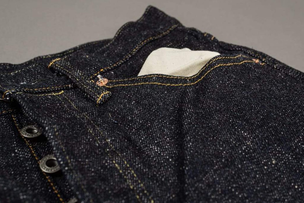 Taper-Into-A-Year-Of-Fades-With-Oni's-Latest-16.5-oz.-Denim-Duo-front-top-pocket