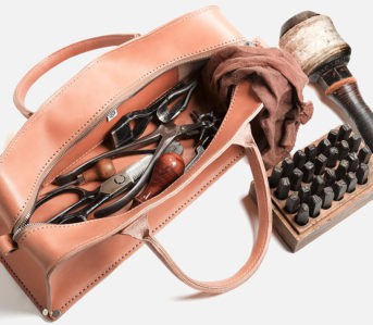 Do-It-Yourself-With-The-Billykirk-Leather-Tool-Bag