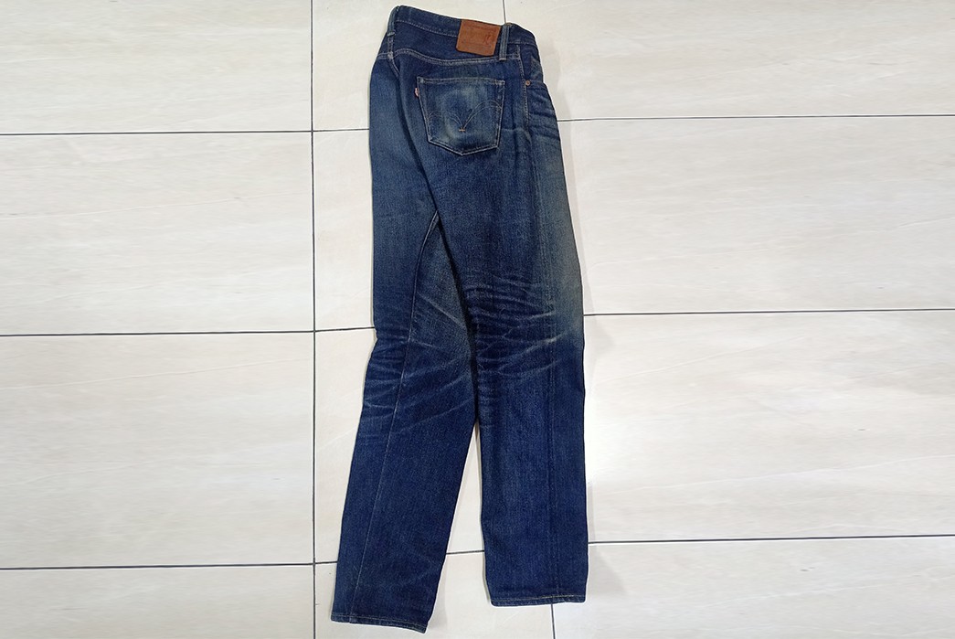 Fade-Friday---Samurai-Jeans-711VX-(1.5-Years,-3-Washes,-1-Soak)-side