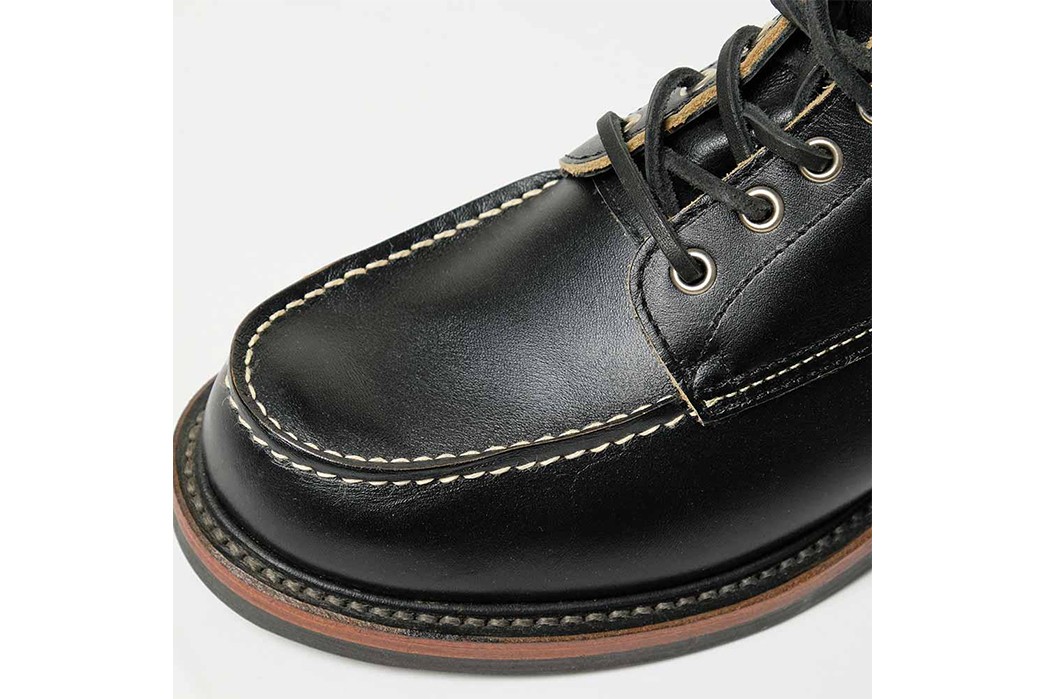 Lone-Wolf's-Wood-Cutter-Boot-Oozes-Utilitarian-Attitude-single-black-top