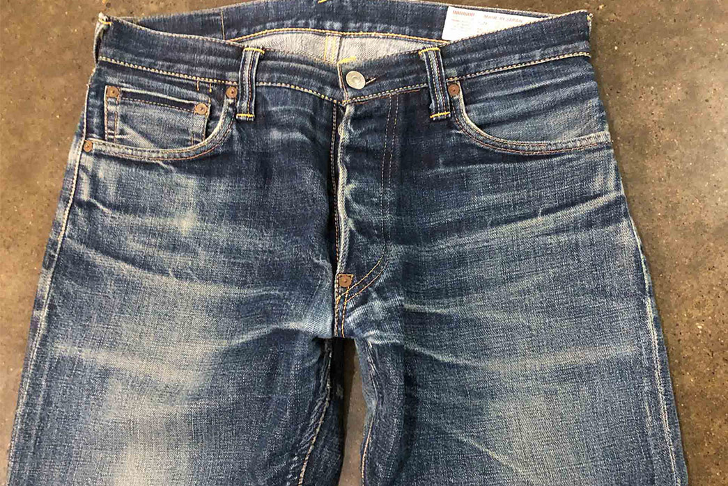 Fade-Friday---Evisu-No.1-Special-Lot-2000-(10+-Years,-3-Washes,-Unknown-Soaks)-front-top