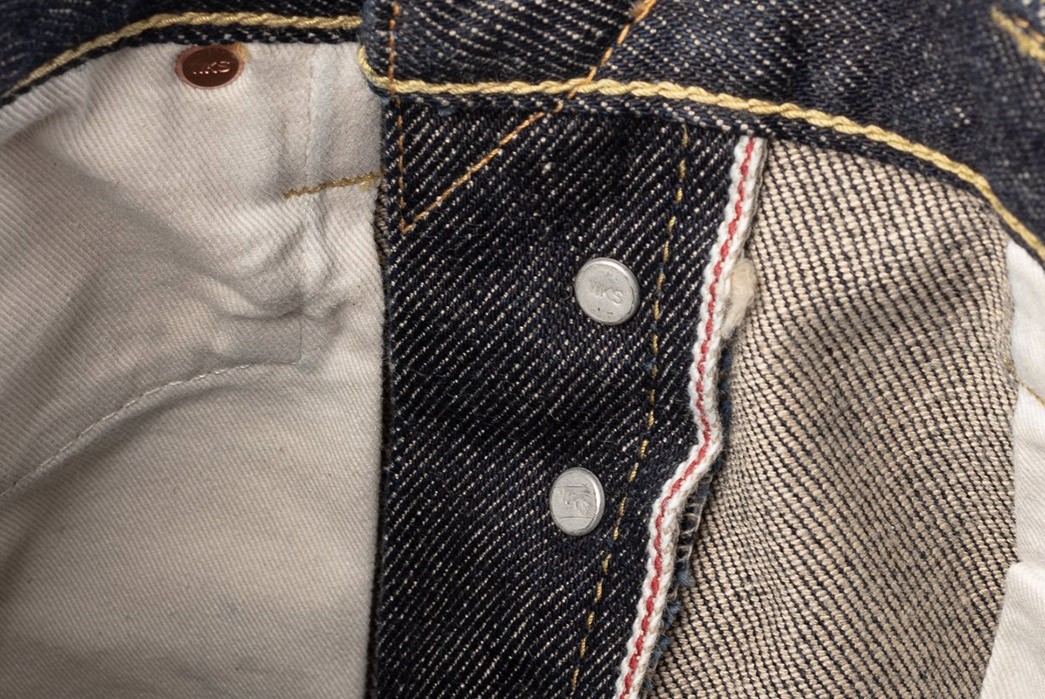 Iron-Heart-Enters-The-Polarizing-Stretch-Denim-Realm-inside-buttons
