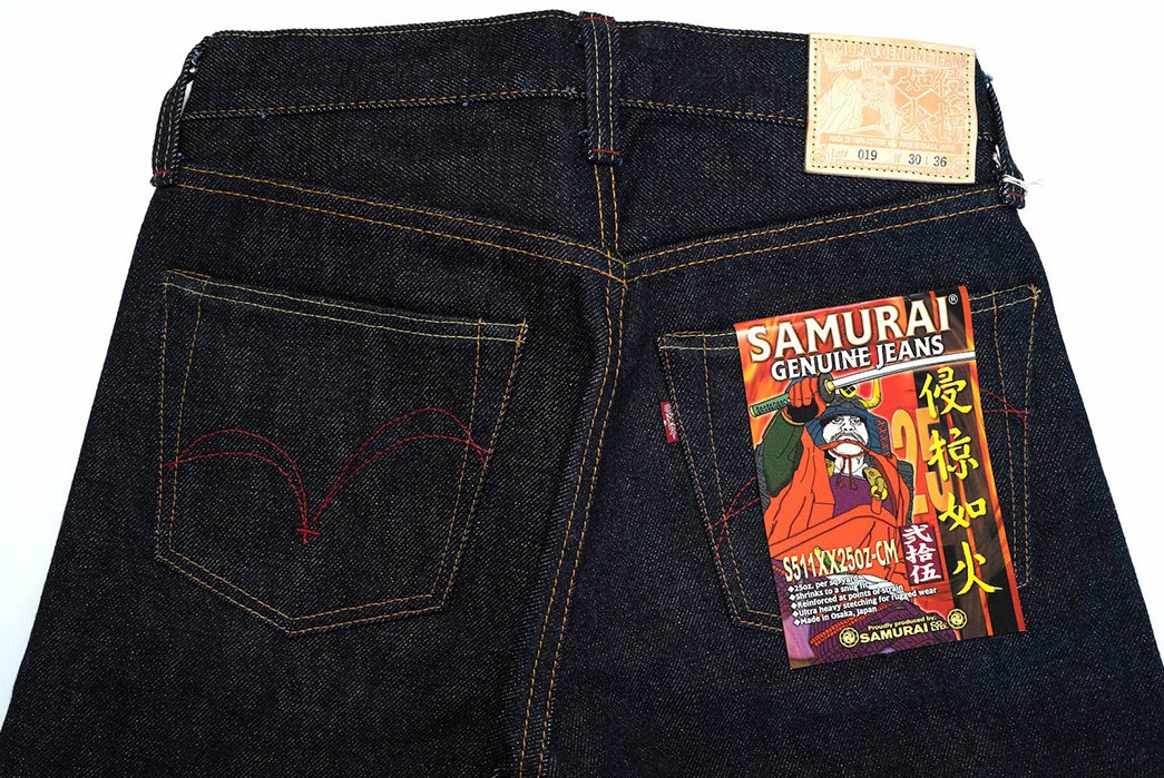 Corlection-Lands-A-Collaborative-25-oz.-Samurai-Jean-Crammed-With-Charm-back-top