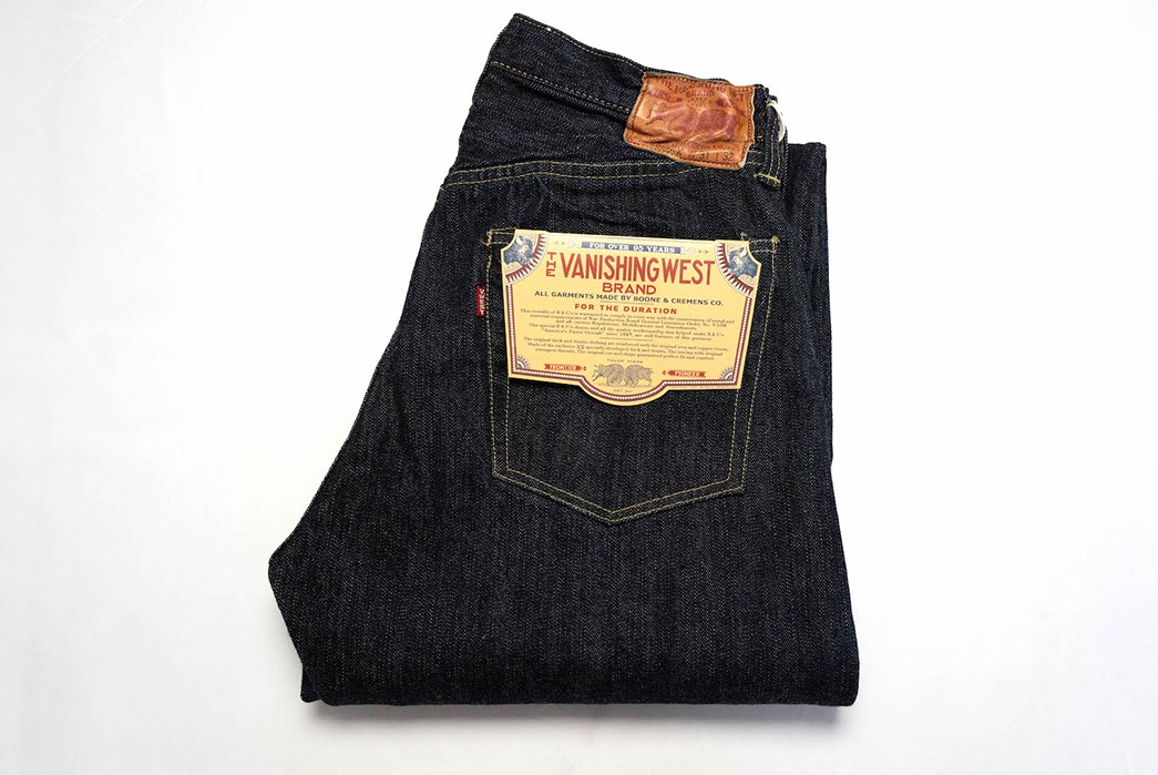 Freewheelers'-S601XX-Jean-Is-Inspired-By-Levi's-501-From-1944-45-folded