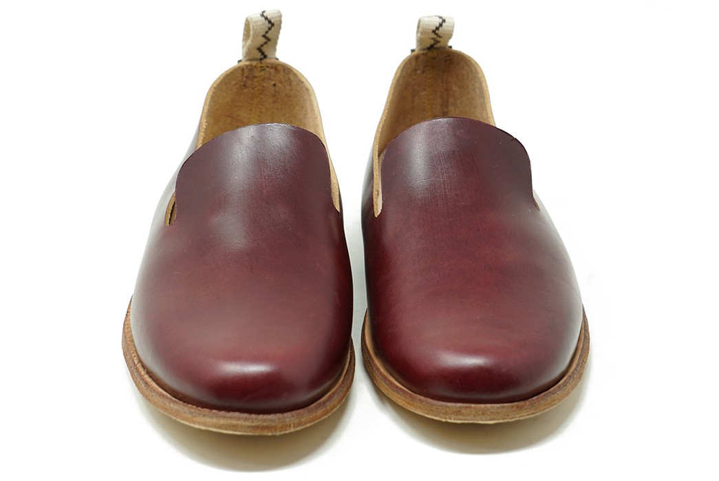 Slip-Into-Unmarked-s-Kami-Loafers-pair-front