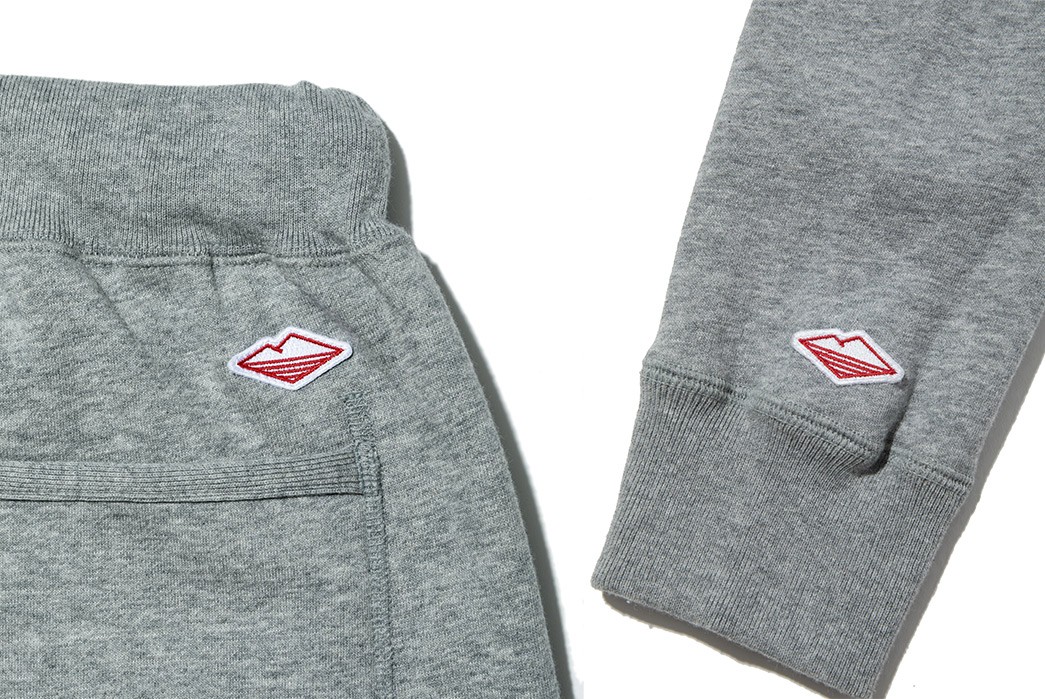 These-Battenwear-Tracksuits-Could-Be-Your-New-WFH-Uniform-grey-pocket-and-sleeve