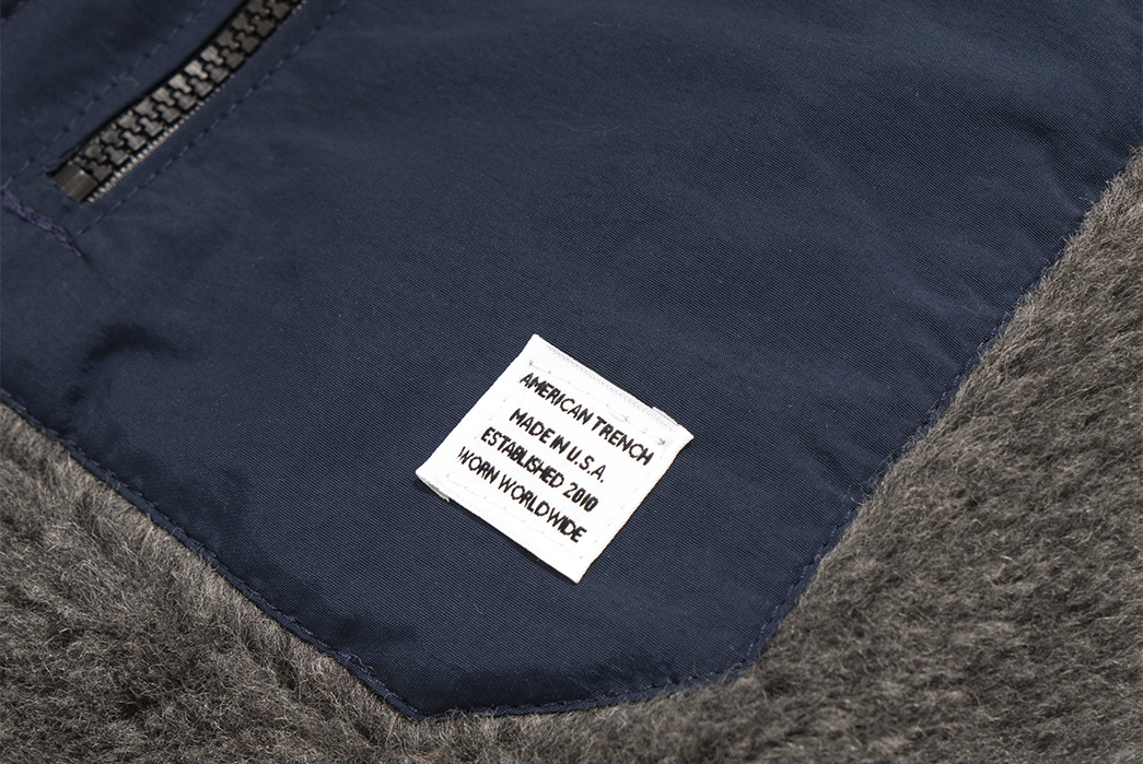 Get-Lost-In-The-American-Trench-Wool-Fleece-zipper-and-label