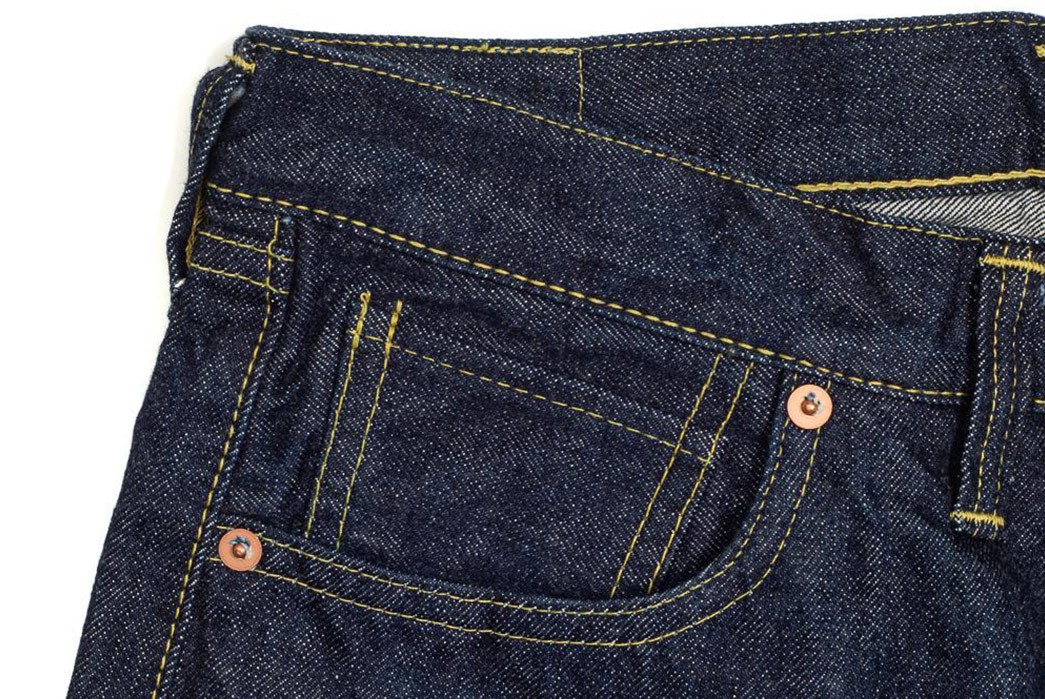 Jelado-Painstakingly-Reproduces-40's-Denim-With-Its-S301XX-Anniversary-Denim-Jeans-front-top-right-pockets