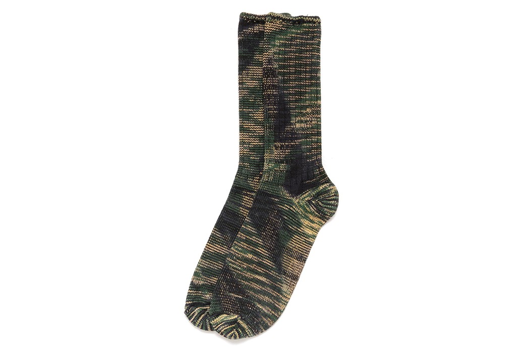 Launch-Into-Fall-Winter-With-American-Trench's-Space-Dye-Crew-Socks-dark