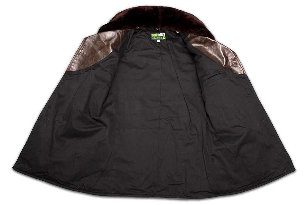 Freenote-Cloth-Teams-Up-With-Himel-Bros.-For-Epic-'Chinook'-Barnstormer-Coat-front-open-2