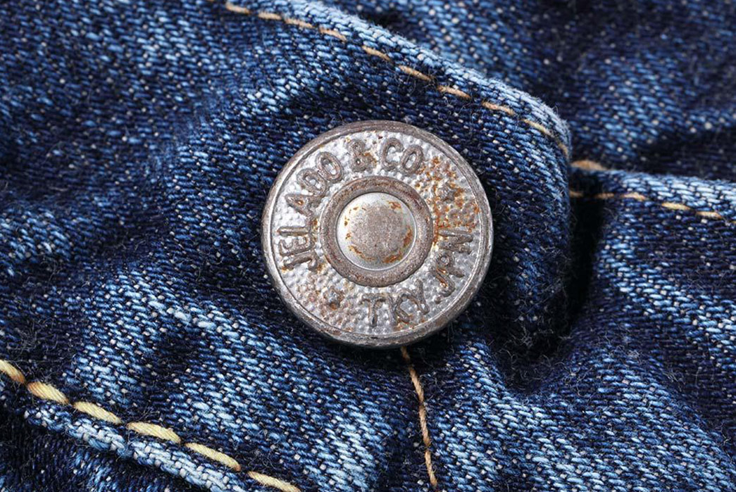 Jelado-Introduces-Vintage-Finish-Denim-For-Its-Latest-301XX-Jean-button