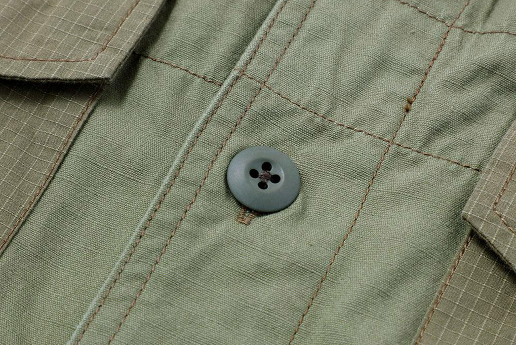 Soundman-Ditched-Collars-For-Its-Wired-Shirts-olive-button