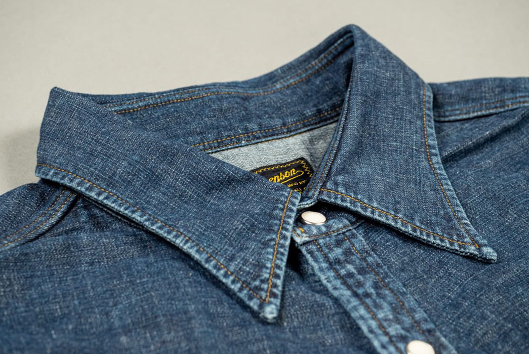 Stevenson-Overall-Co.-Rendered-Its-Cody-Shirt-In-Faded-Indigo-front-collar