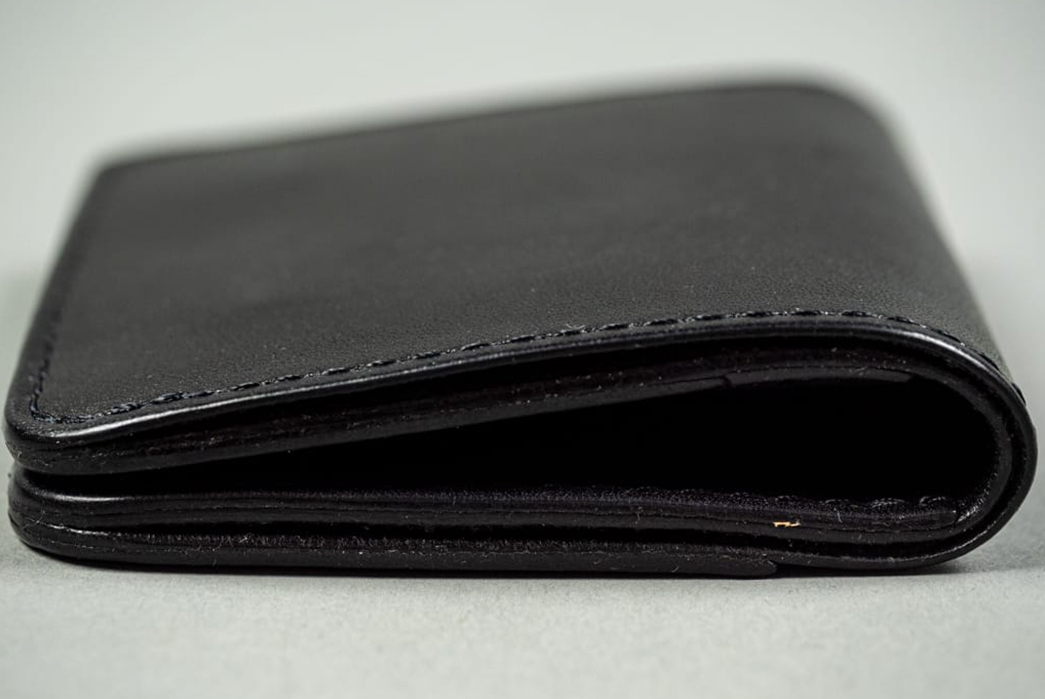 Studio-D'Artisan's-Mini-Wallet-Can-Be-Your-Leather-Piggy-Bank-black-closed