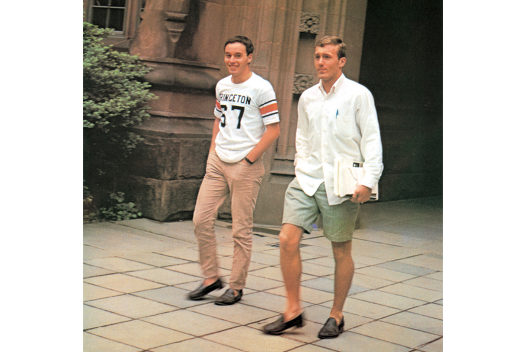 Style-Guide---Ivy-&-Prep Classic Ivy style exhibited by two Ivy League students, with a relaxed white Oxford shirt being worn by the gentleman on the right. Image via Ivy Style