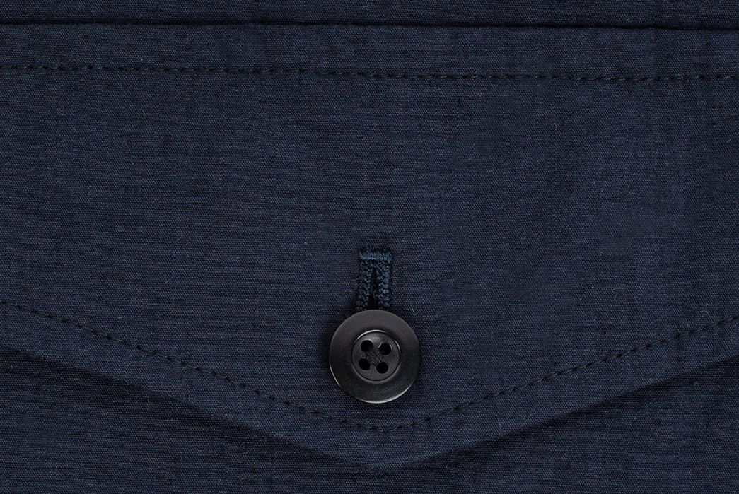 A-Vontade's-British-Mil-Easy-Trousers-Are-Made-Up-In-A-Breezy-Linen-Blend-pocket-button