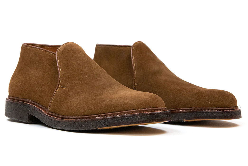 Suede-Chukka-Boots---Five-Plus-One-5)-Alden-750-Chukka-Boot-in-Snuff-Suede