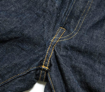 Burgus-Plus-Used-Warehouse-&-Co.-Denim-For-This-Lot.880-Vintage-Slim-Jeans-front-between-legs