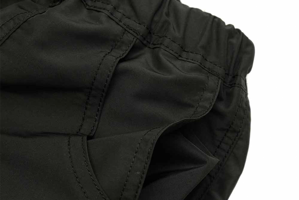 Scale-Your-Apartment-Walls-In-Gramicci's-Shell-Gear-Short-pockets