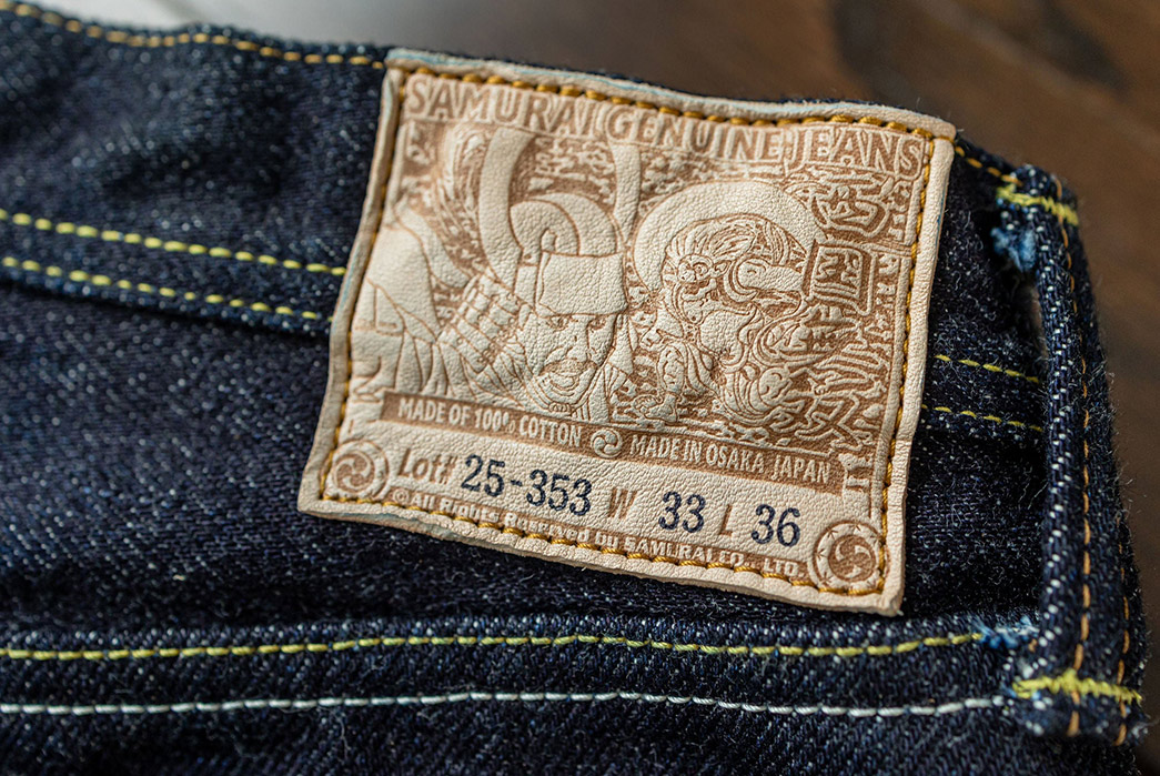 This-Limited-Pair-Of-Samurai-S5000VX25-Oz.-Is-The-Brand's-Heaviest-For-A-While-back-leather-patch