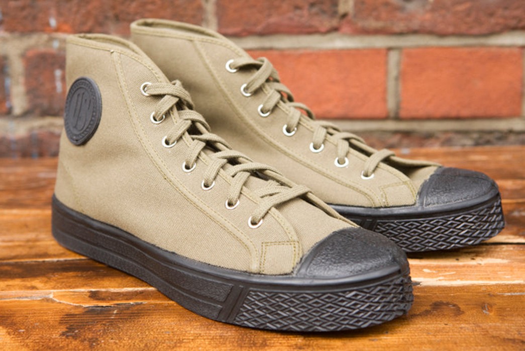 #40s50sW.W.ⅡeraUS Army converse sneaker Moments In Time - World War II Military Sneakers