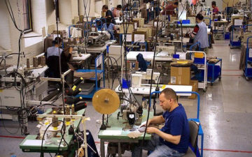 American-Made-Clothing-Is-Making-a-Comeback---The-Weekly-Rundown