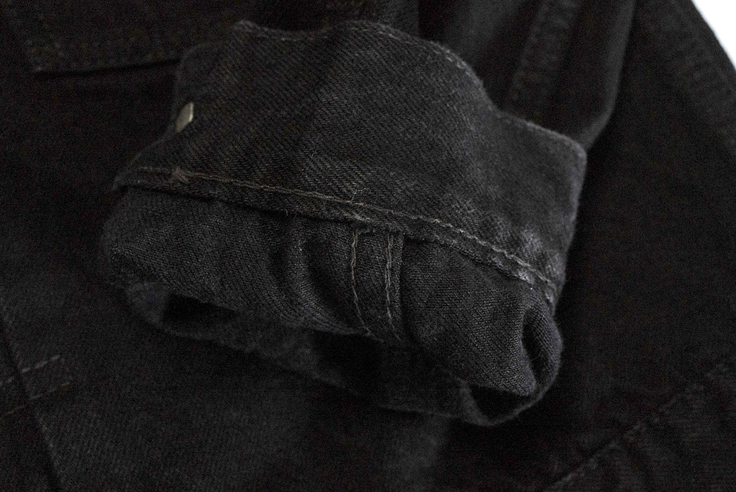 Fade-Into-Grey-With-Freewheelers'-Black-14-oz.-507RB-Type-2-Jacket-sleeve