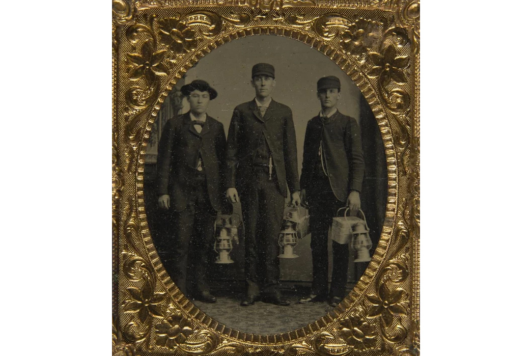 Beyond-The-Tracks---How-American-Railroading-Impacted-American-Workwear-Pt.-1-Three-railroad-workers-wearing-wool-sack-coats,-circa-1883,-via-The-Henry-Ford.