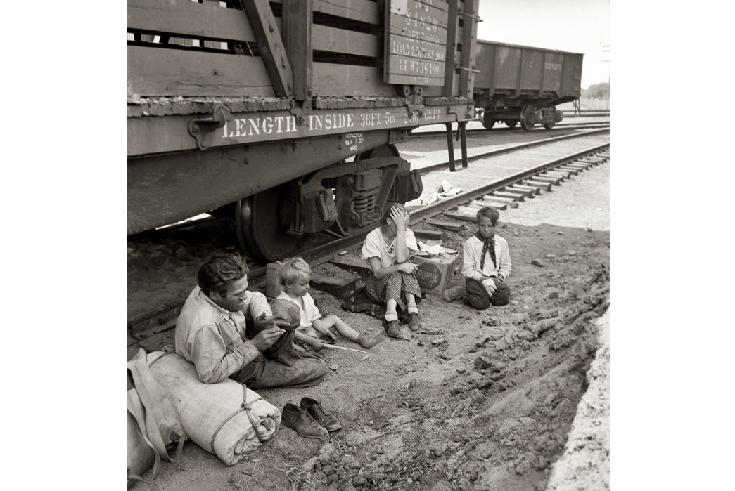 Beyond-The-Tracks---How-Railroading-Impacted-American-Workwear-Pt.-2-A-family-of-agricultural-migrants-had-traveled-by-freight-train-in-Washington-state,-1939.-Image-via-Dorothea-Lange-Shorpy.com.