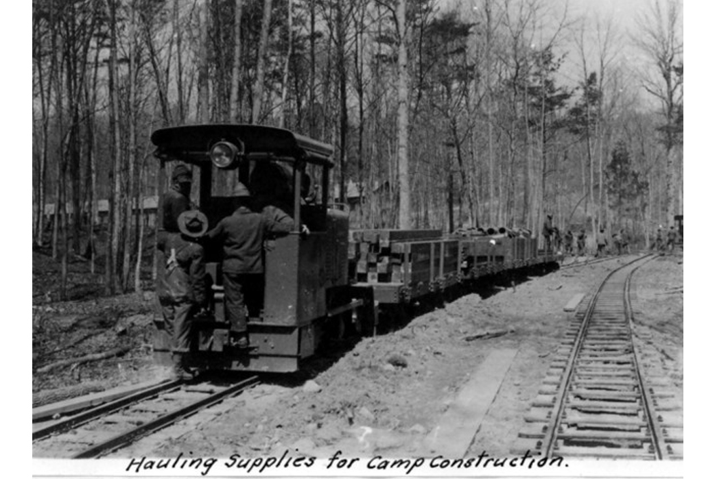 Beyond-The-Tracks---How-Railroading-Impacted-American-Workwear-Pt.-2-American-soldiers-operating-a-light-locomotive,-ca.-1918.-Image-via-U.S.-Army.