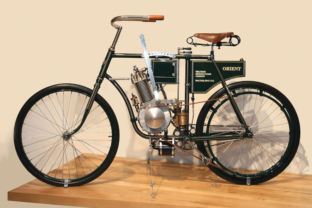 The-Gentleman-Biker-Workwear-That-May-Revitalize-a-Subculture-Dated-1900,-this-Orient-Light-Roadster-is-a-newer-iteration-of-the-original-Orient-Aster.-Image-via-Bonhams.