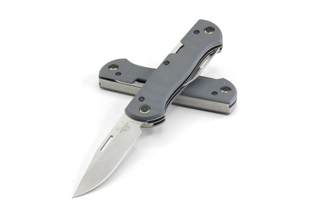 Which-Knife-is-Right---How-to-Integrate-a-Blade-Into-Your-EDC-Benchmade-317-Weekender-Knife