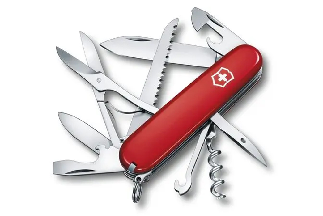 Which-Knife-is-Right---How-to-Integrate-a-Blade-Into-Your-EDC-Victorinox-Swiss-Army-Knife