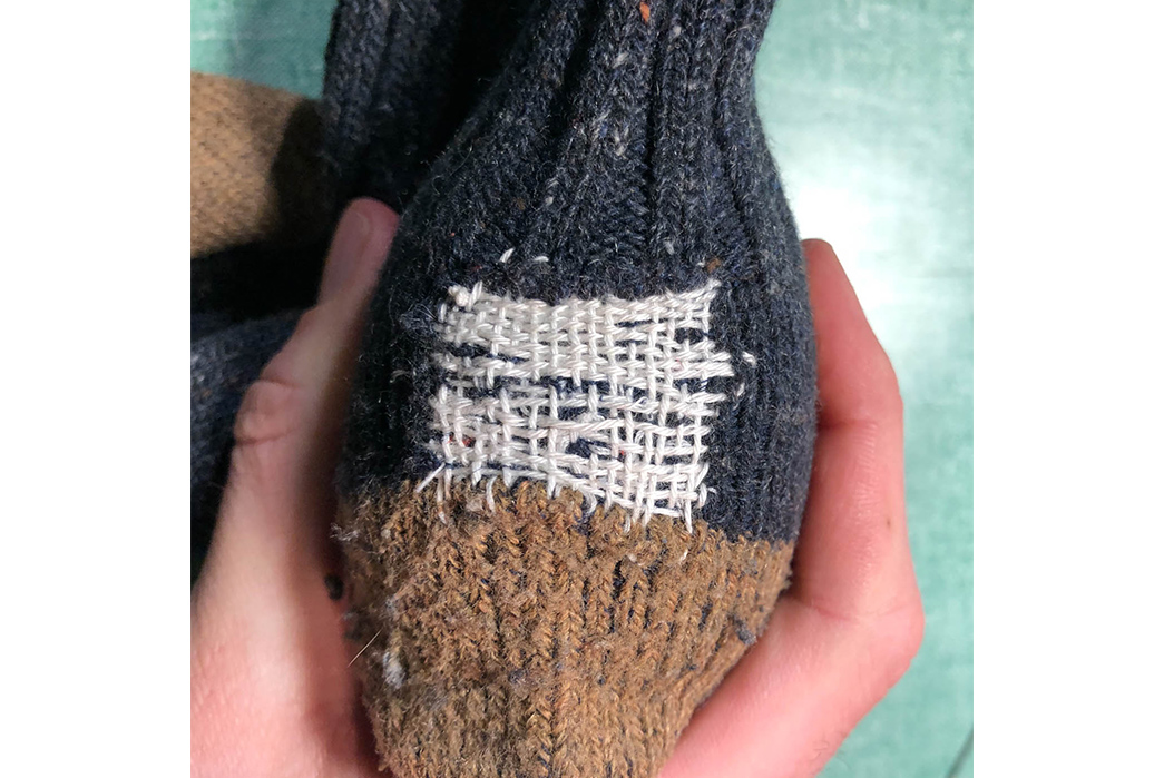 How-to-Hand-Darn-Socks-photo-15