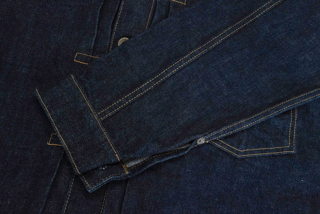 Japan-Blue's-14.8-oz.-WWII-Denim-Jacket-Has-a-T-Back-Design-back-sleeve