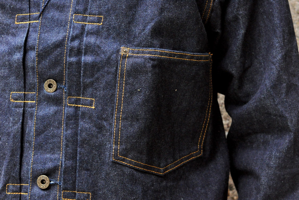 Japan-Blue's-14.8-oz.-WWII-Denim-Jacket-Has-a-T-Back-Design-model-front-buttons-and-pocket