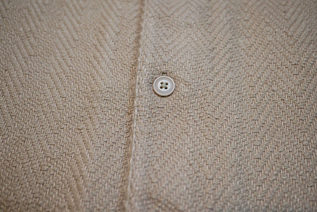 3sixteen-Made-its-Camp-Shirt-from-Hand-Loomed-Herringbone-Twill--front-button-details