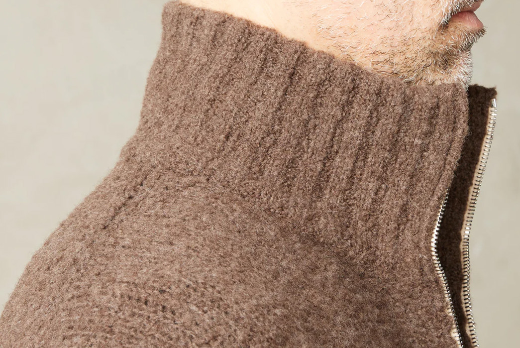 De-Bonne-Facture-Produces-Zip-Sweater-in-Organic-Virgin-Wool-Boucle-Side-model